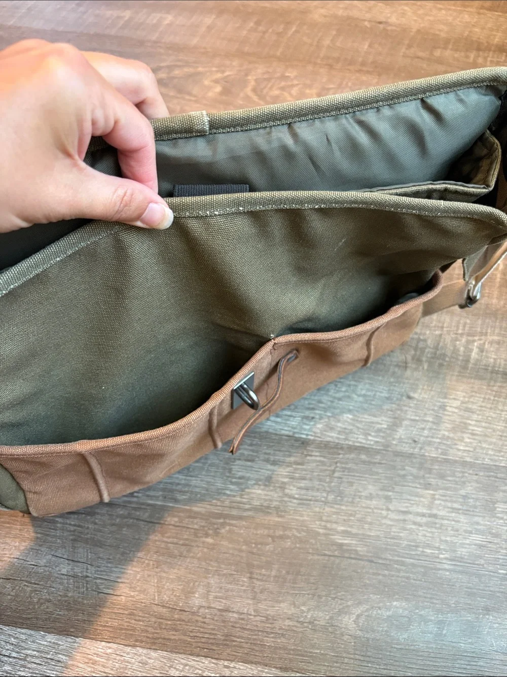 Vans 'Lassen' Messenger Bag Shoulder Bag